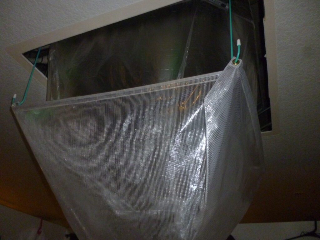 八幡市の事務所 業務用エアコン 養生