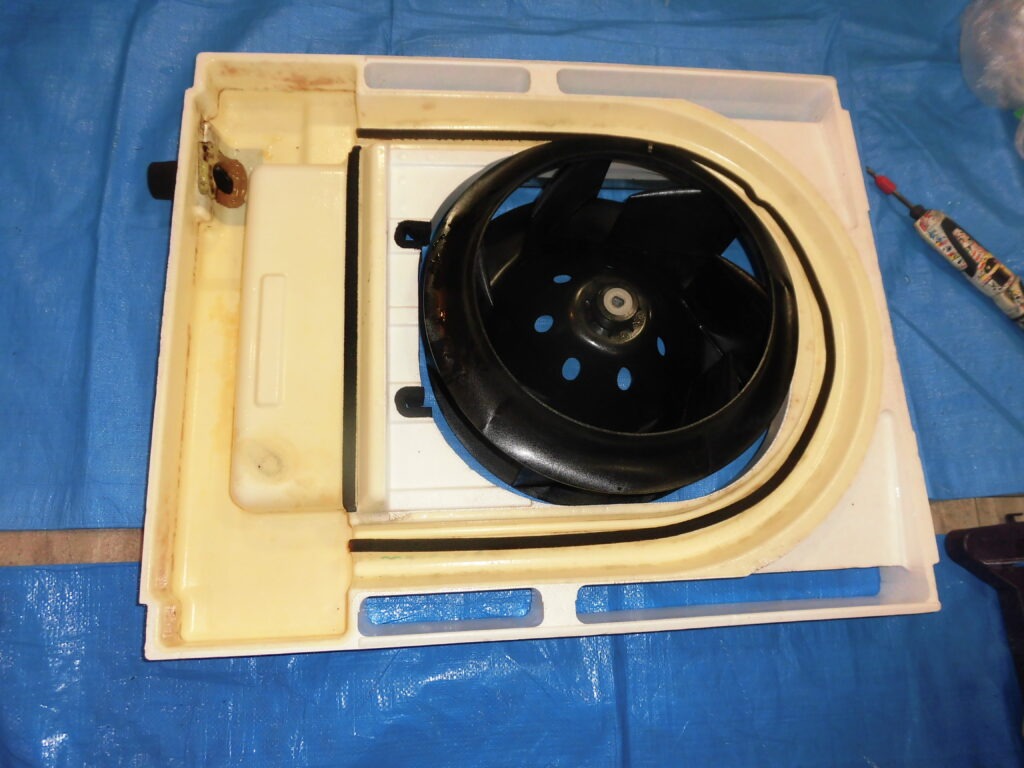 京都市の病院施設で業務用エアコンクリーニング 洗浄後