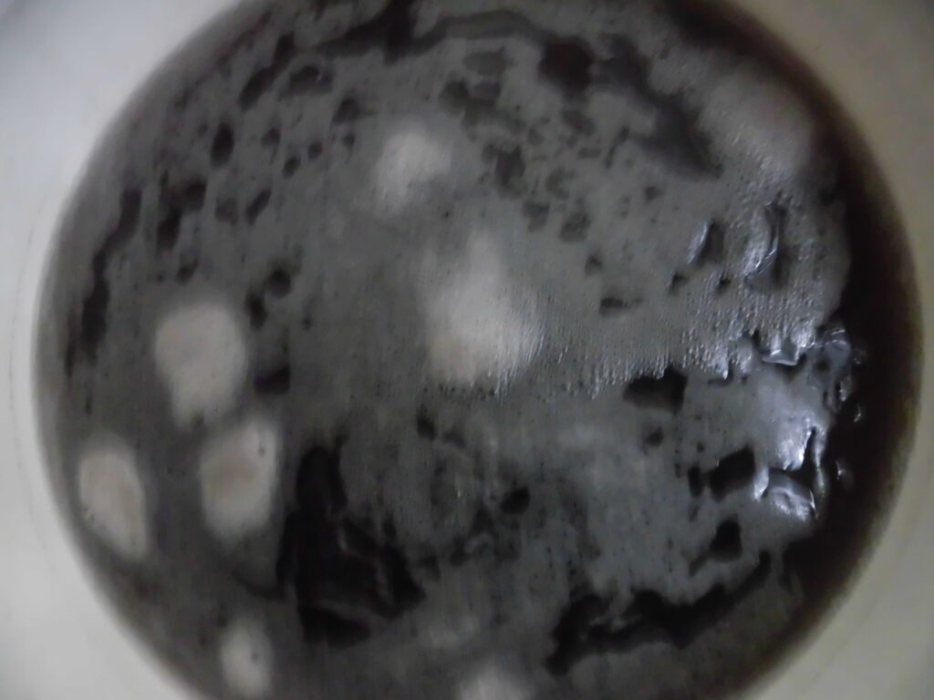 京都市の業務用エアコンクリーニング 回収した汚水