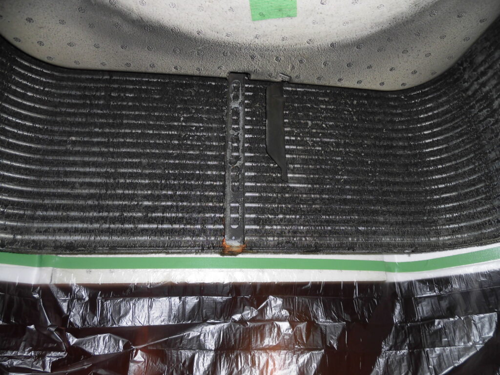 大和高田市のオフィスで業務用エアコンクリーニング