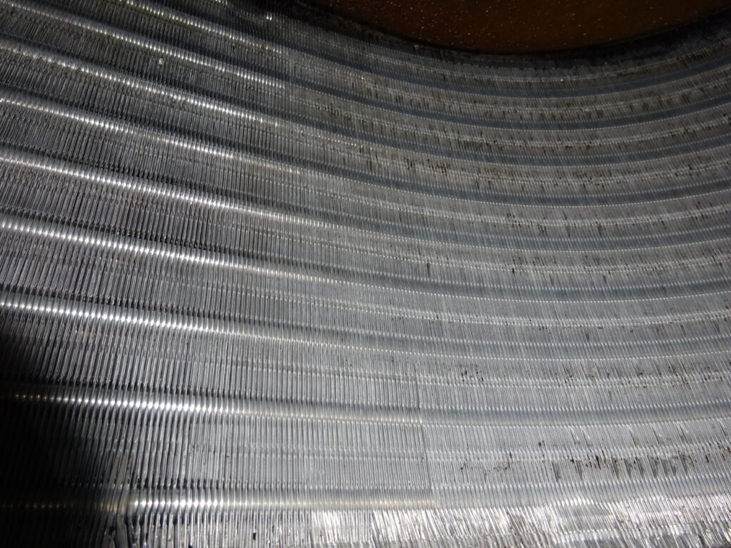 橿原市の美容室で業務用エアコン高圧洗浄