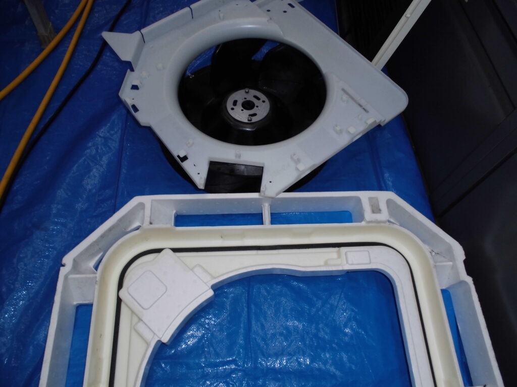 宇治市の事務所 エアコン内部洗浄